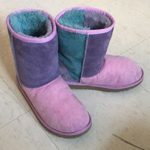 UGG BOOTS